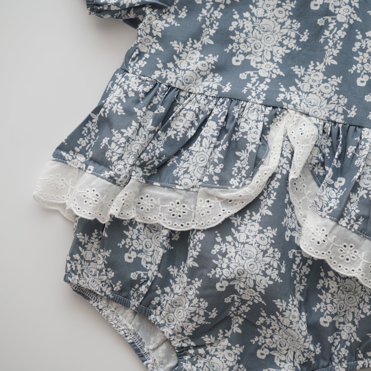 Vintage Classy Puff Romper