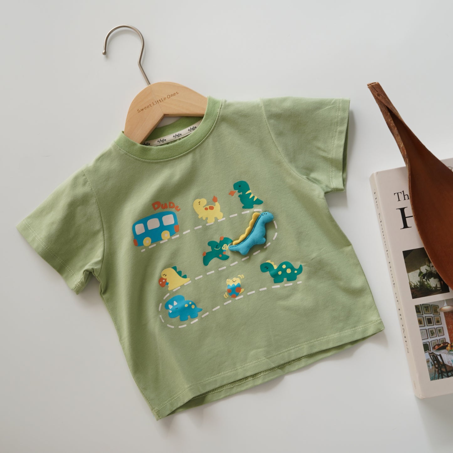 3D Bus Unisex T-Shirt
