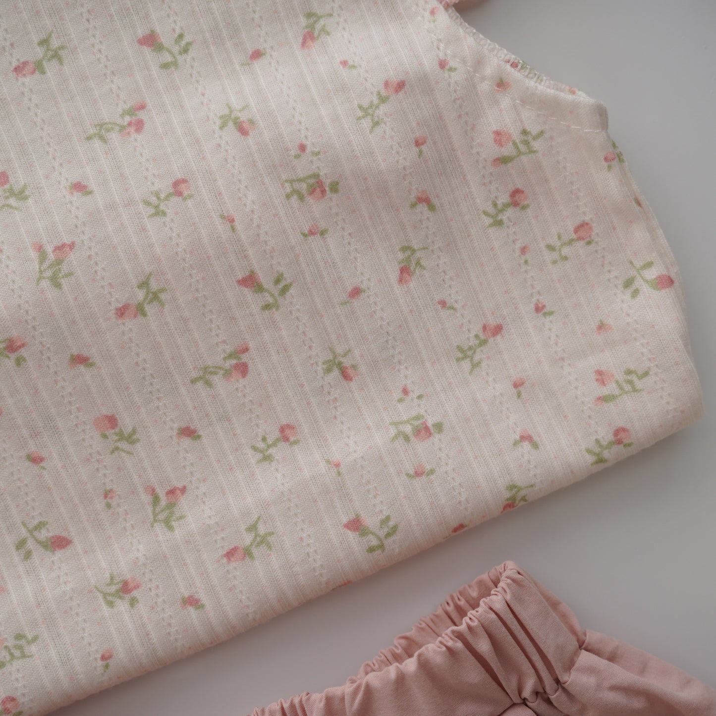 Floral Casual Top & Pink Pants