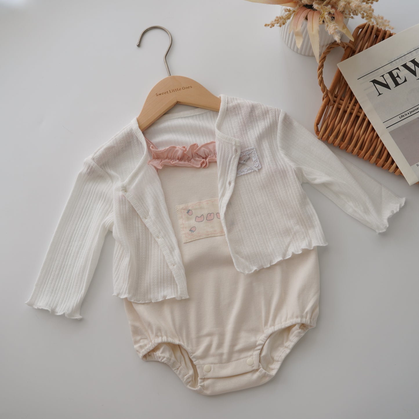 Casual Strawberry Details Romper