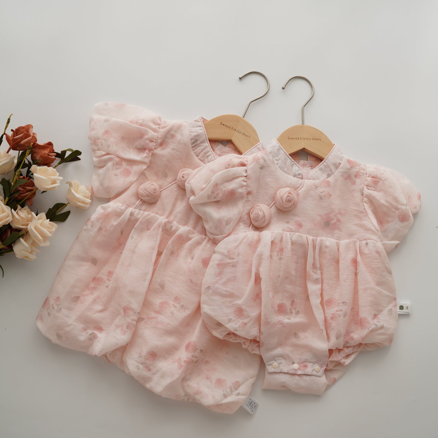 Rose Modern Design Sister Matching with Bag
