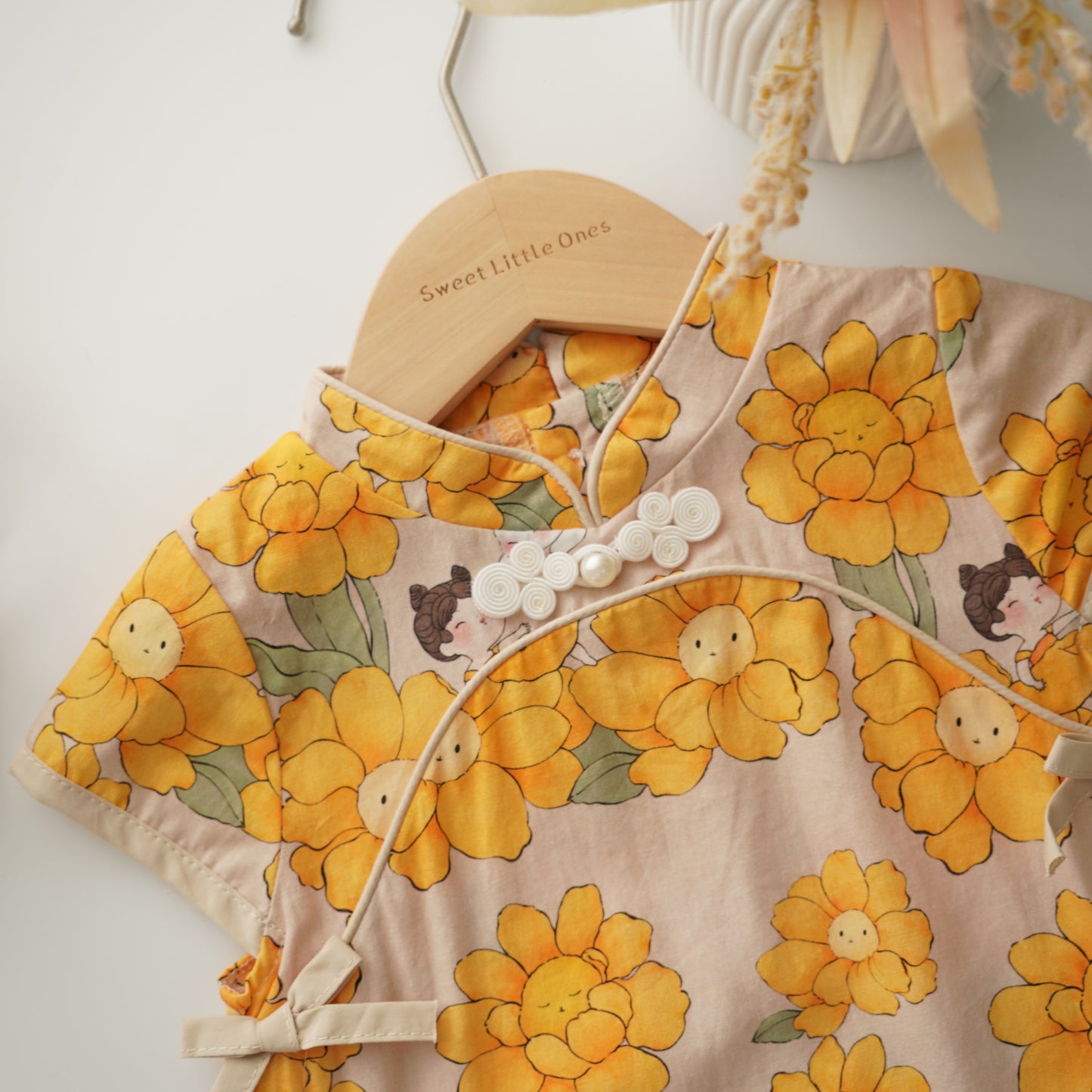 Flower & Cat Sister Matching Cheongsam