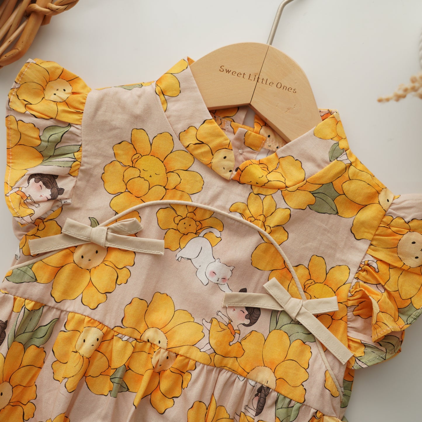 Flower & Cat Sister Matching Cheongsam