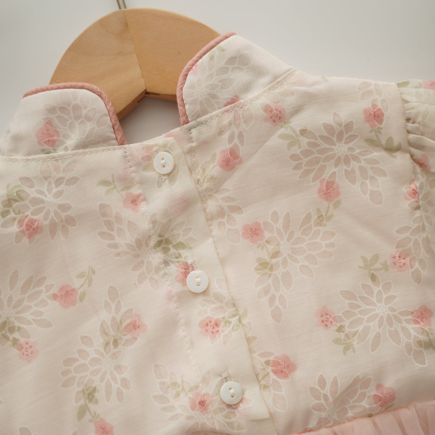 Overlap Ribbon Sister Matching