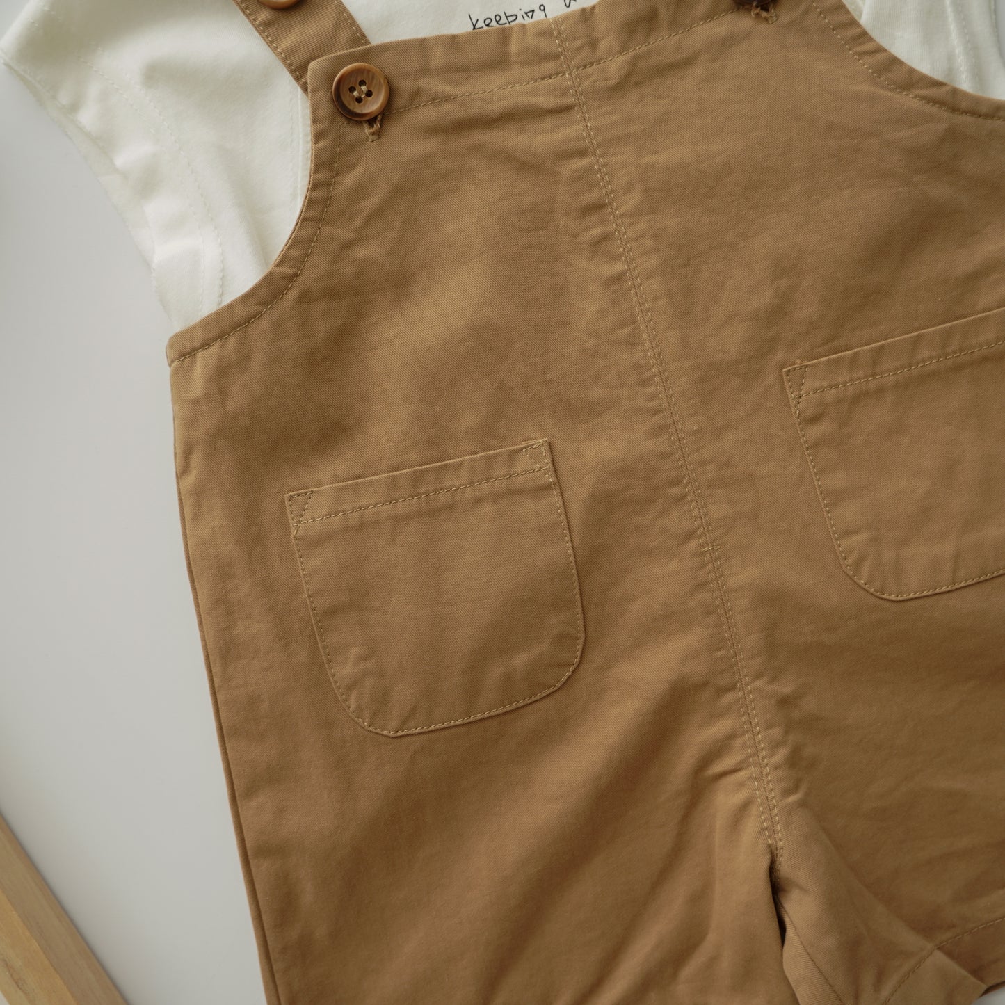 Happy Smile Shirt with Brown Sling Set (Size 73)