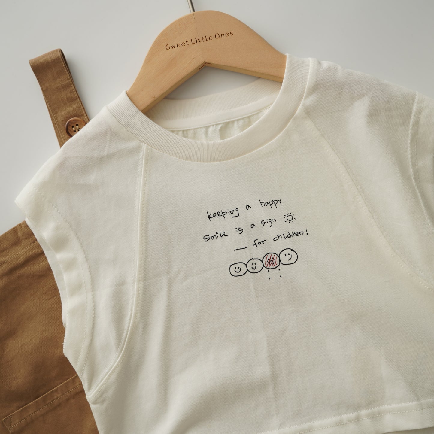 Happy Smile Shirt with Brown Sling Set (Size 73)