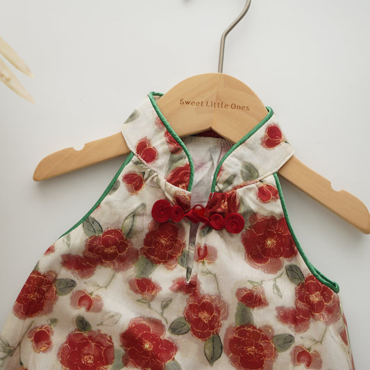 Sleeveless Rose Cheongsam