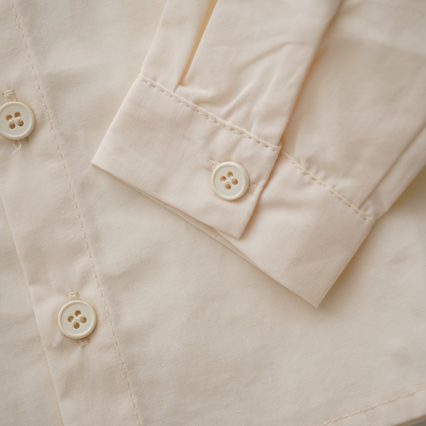 Long Sleeves Beige Line Shirt