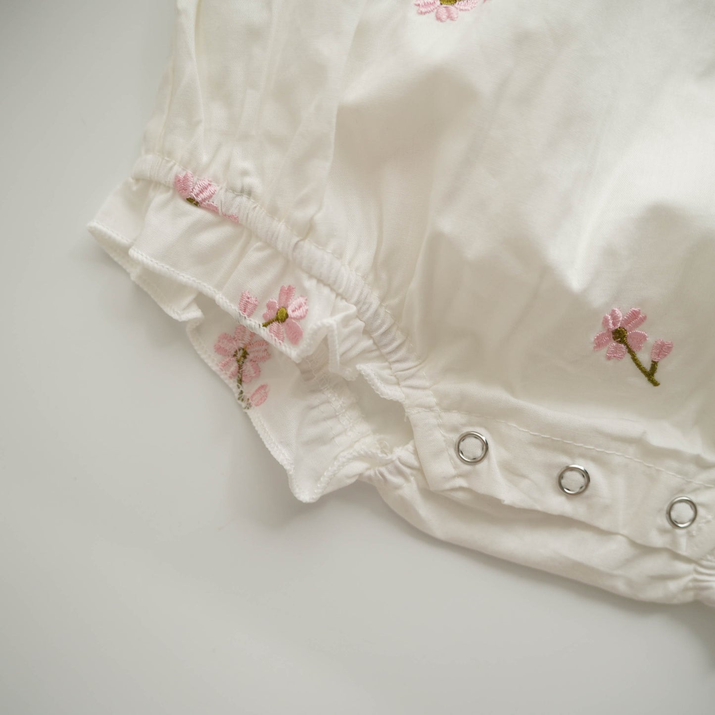 Ruffled Sleeves Embroidery Flower Romper