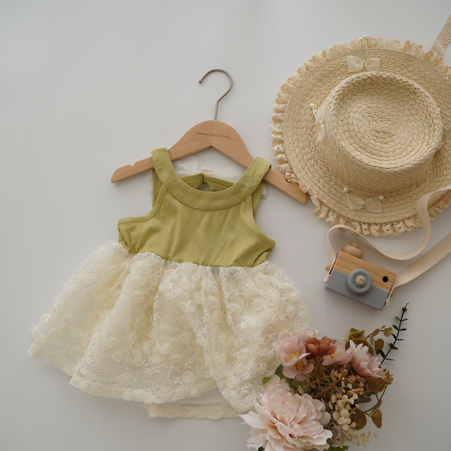 Back Ribbon Lacey Dress