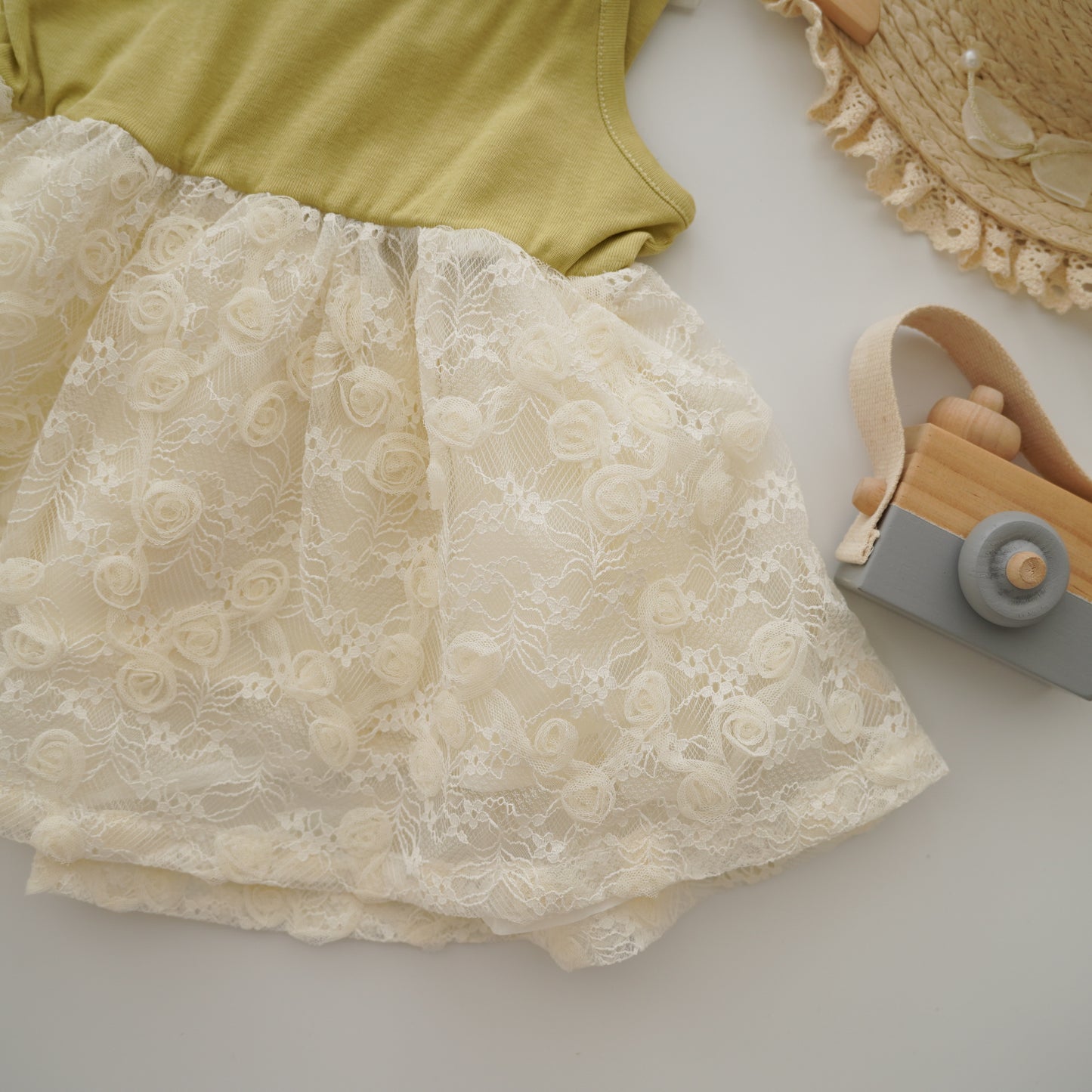 Back Ribbon Lacey Dress