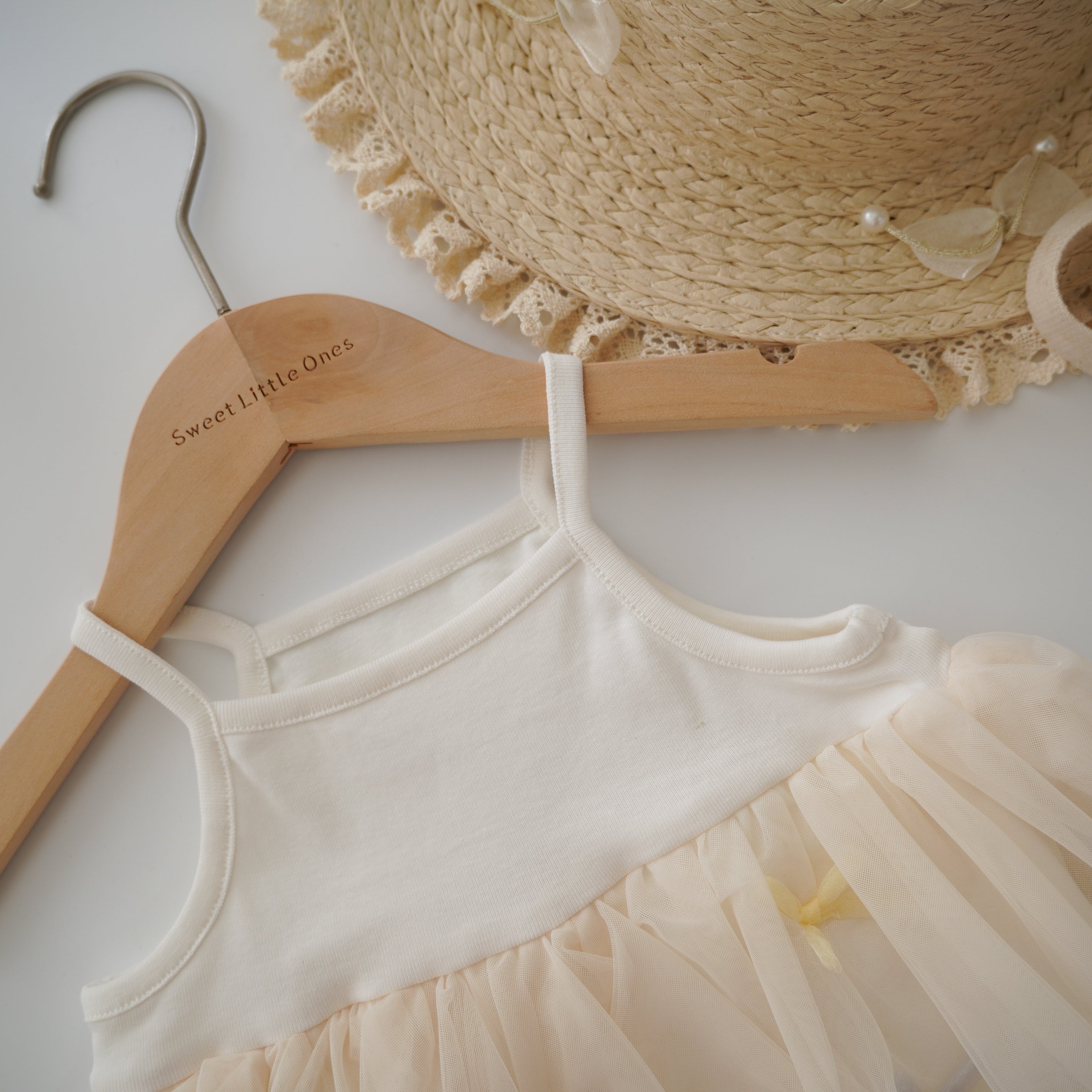 Pastel Ribbon Sister Matching with Outer