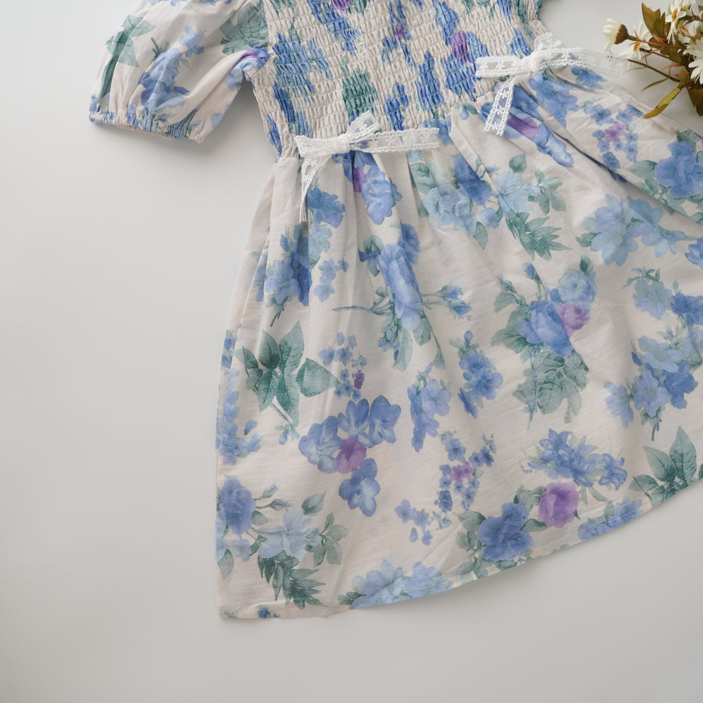 Blue Painted Puff Sleeves Dress (Size 130)