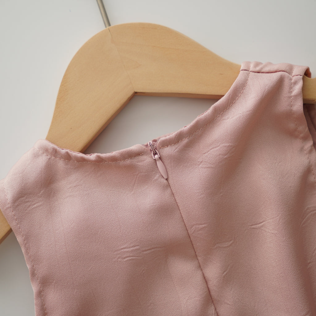 Elegant Ribbon Layer Dress