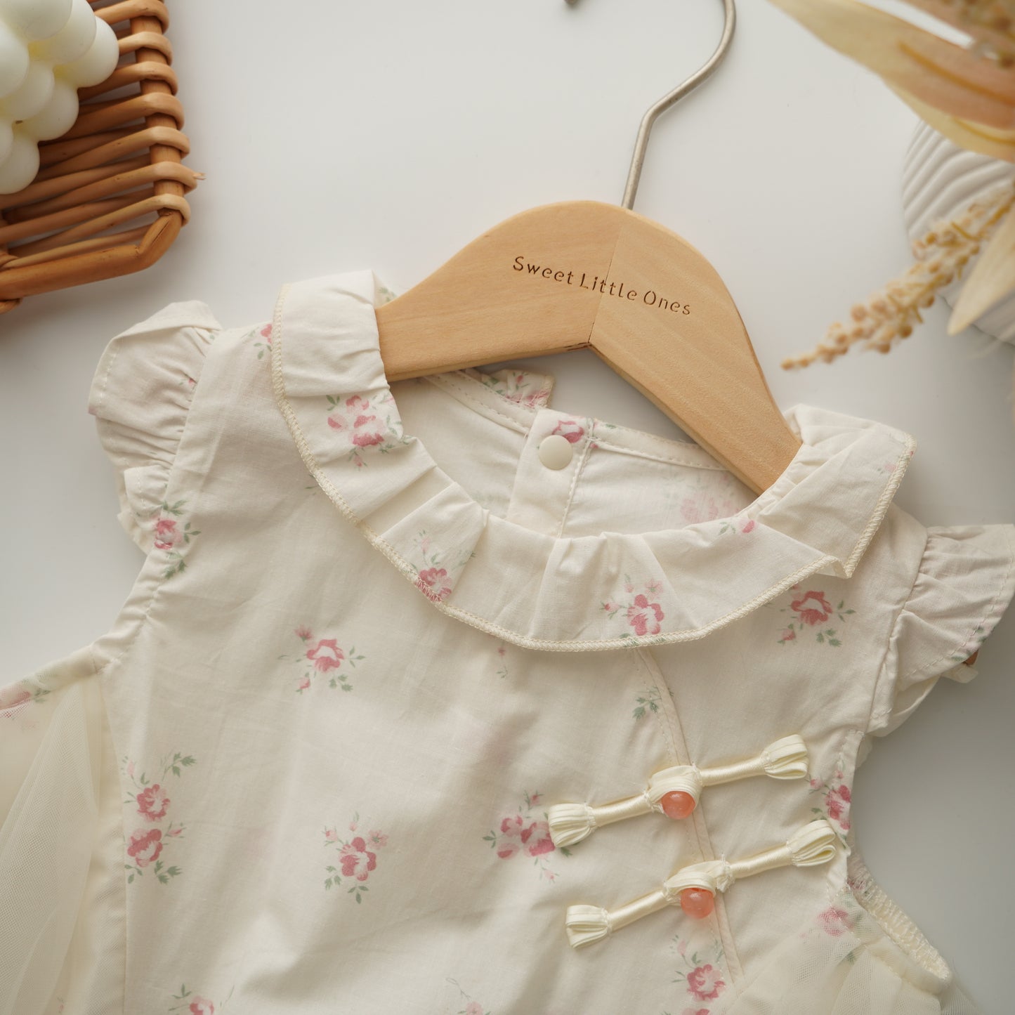 Rosy Simple Cheongsam