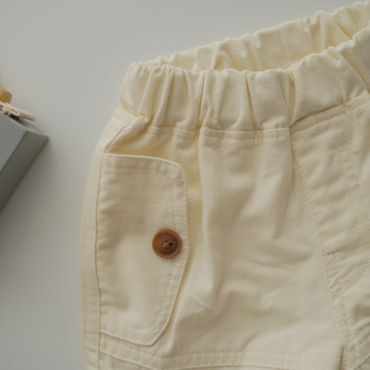 Side Design Shorts (Size 66)