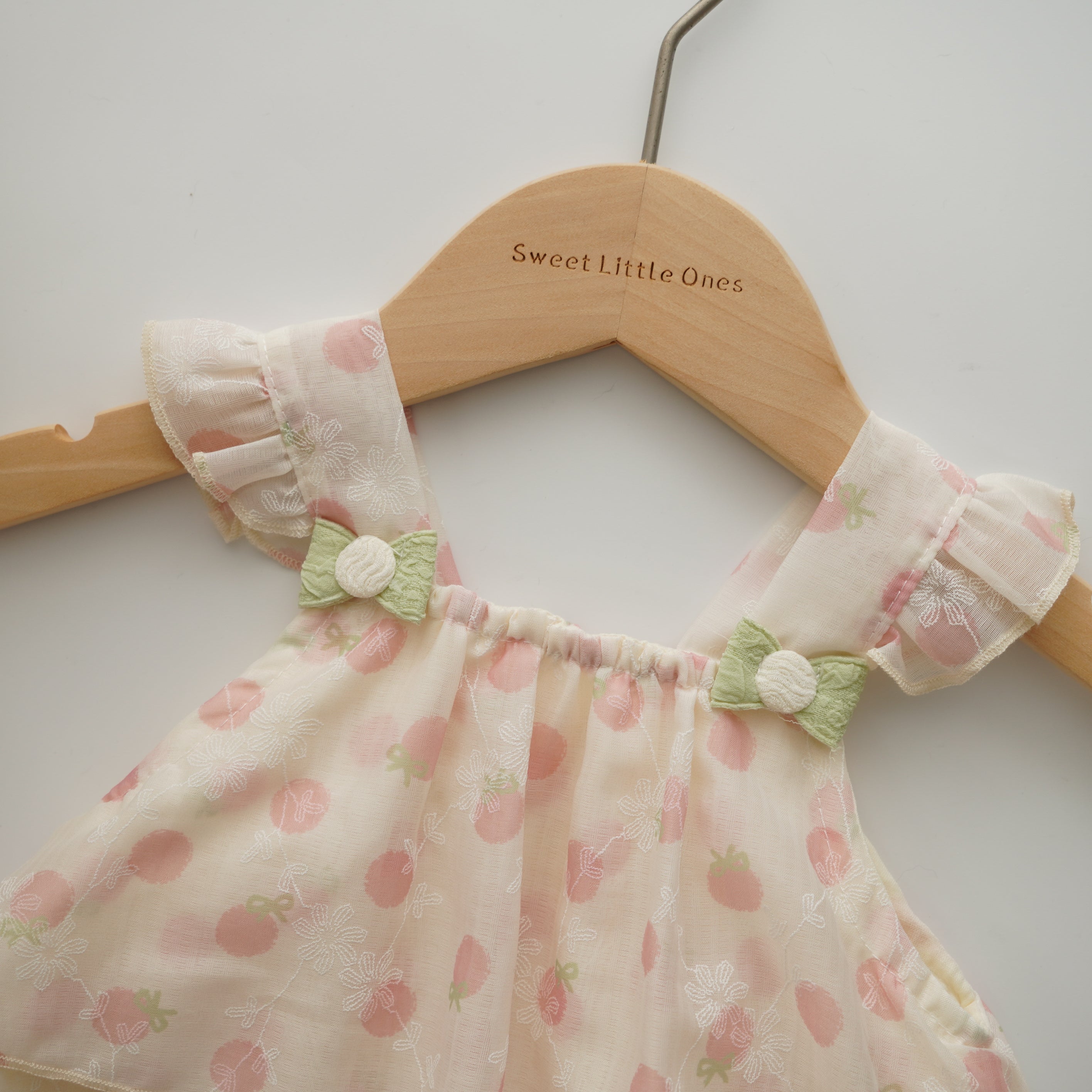 Ribbon & Flower Design Casual Romper (Size 73)