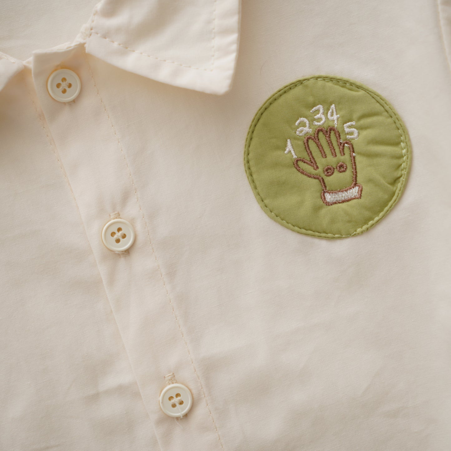 Long Sleeves Beige Line Shirt