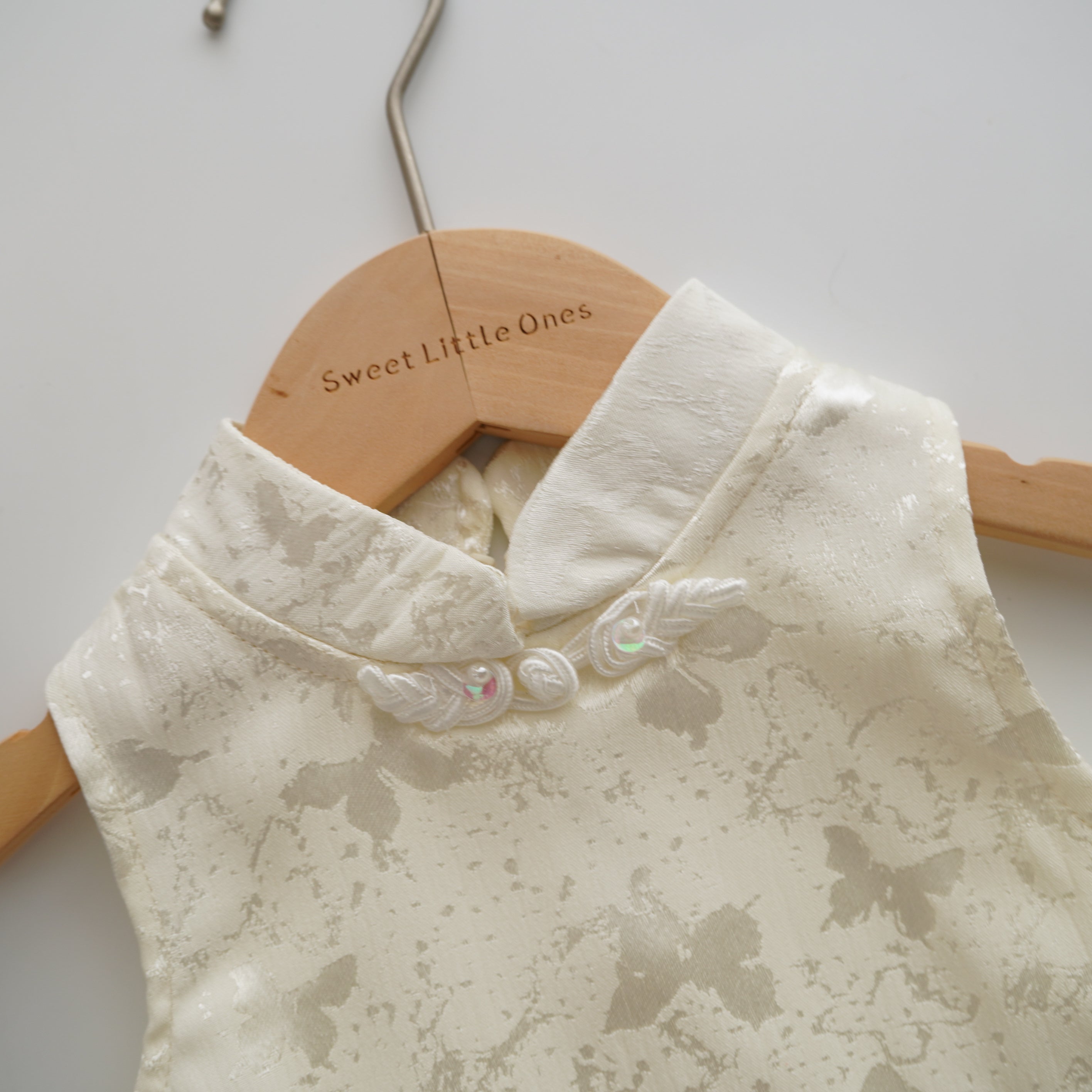 Elegant Plain Mesh Cheongsam (Defect)