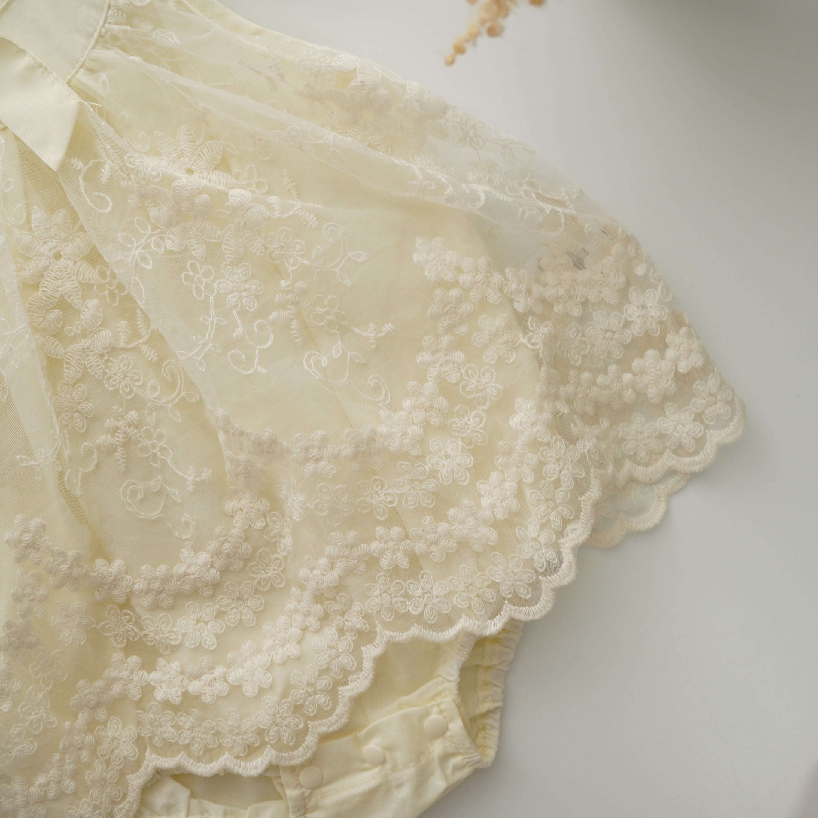 Lacey Halter Neck Ribbon Romper