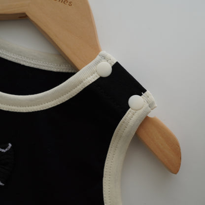 Basic Sleeveless Black Dress