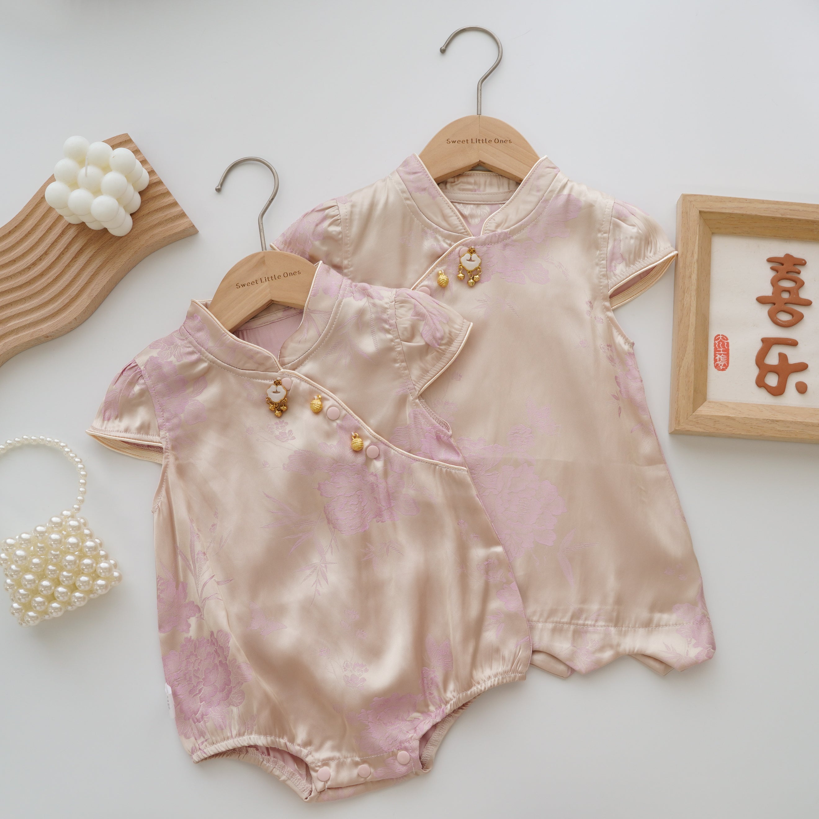 Chinese Silky Floral Sister Matching