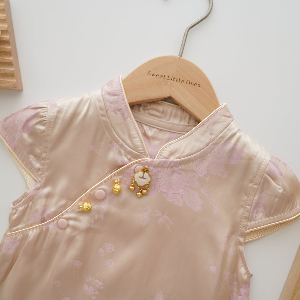 Chinese Silky Floral Sister Matching