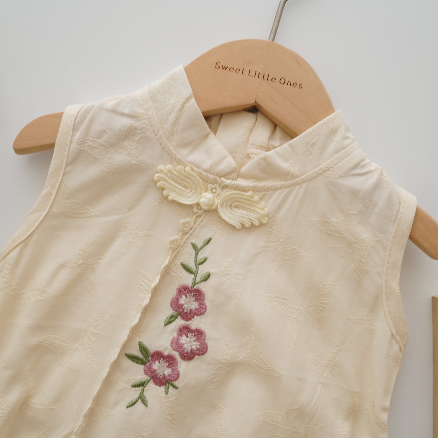 Tiny Flower Chinese Style Sister Matching