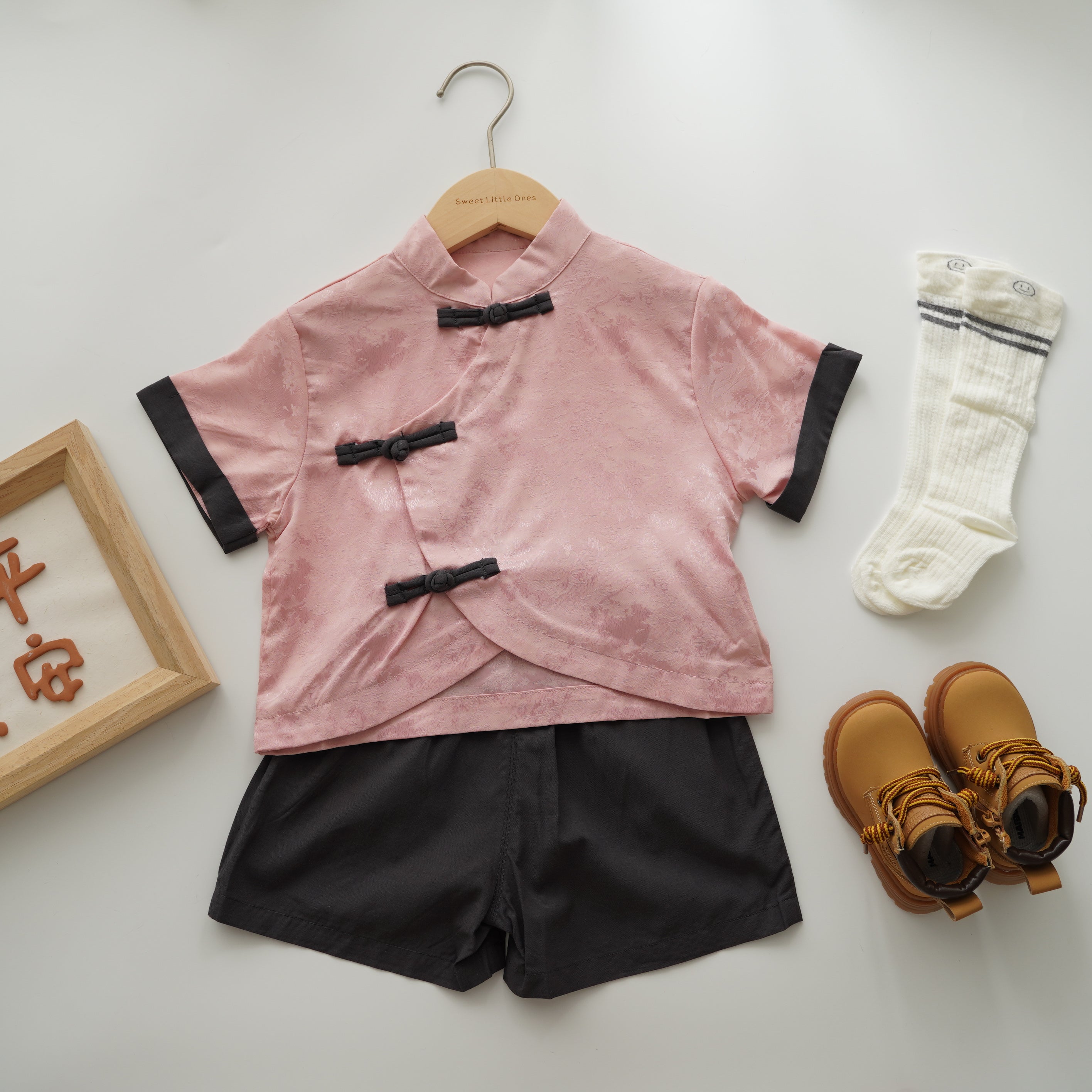 Pink Chinese Boy Two Pieces Set (Defect)