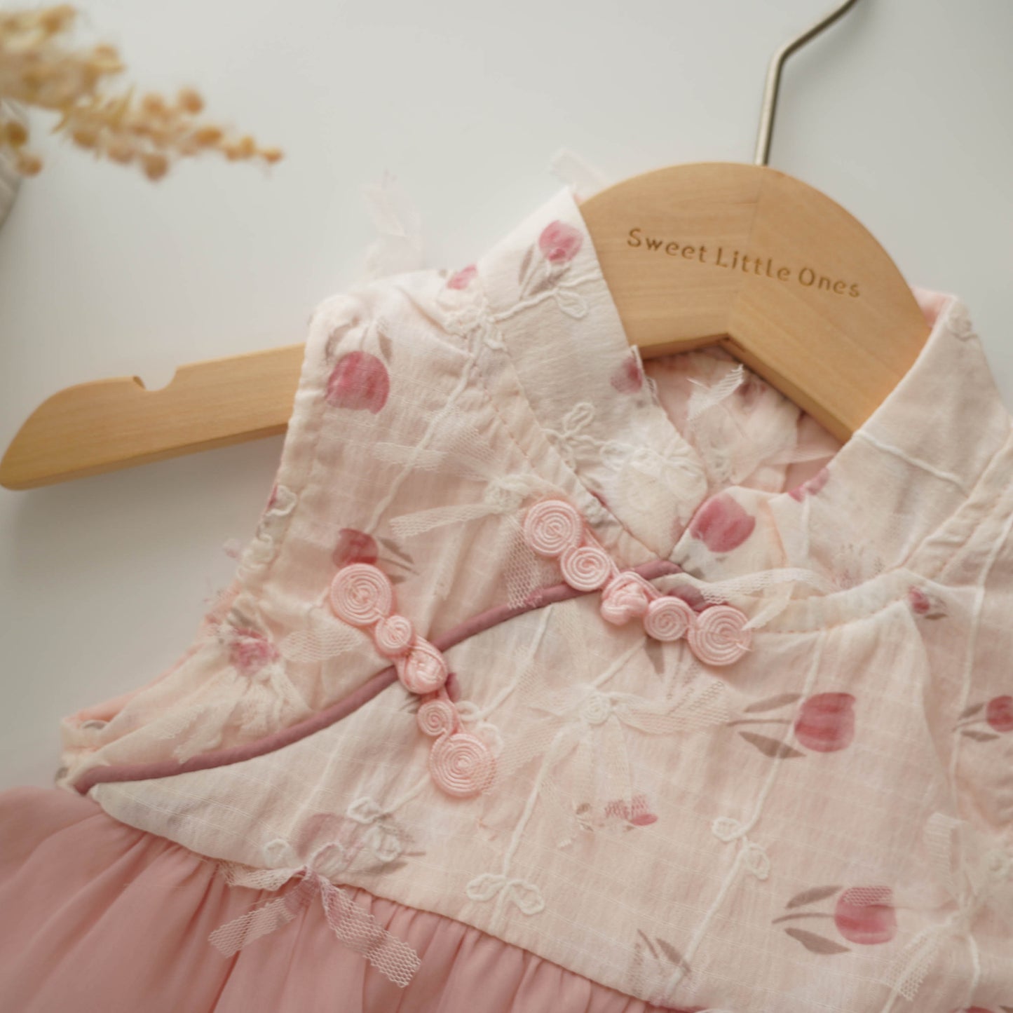 Sweet Girl Chinese Cheongsam