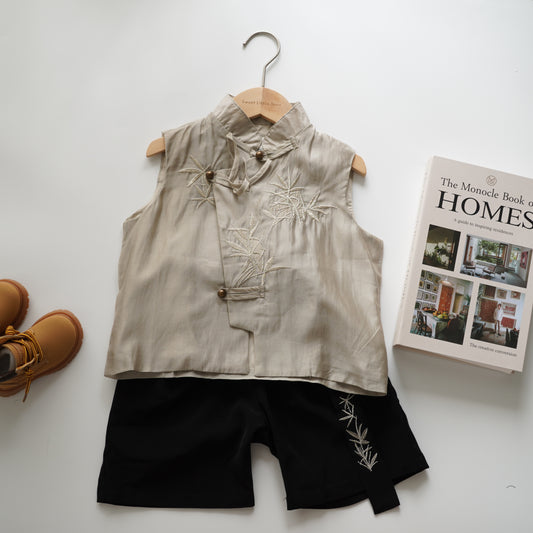 Sleeveless Chinese Classy Boy Set (Size 90)