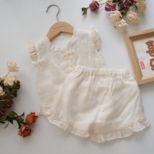 Modern Ruffled Chinese Plain Set