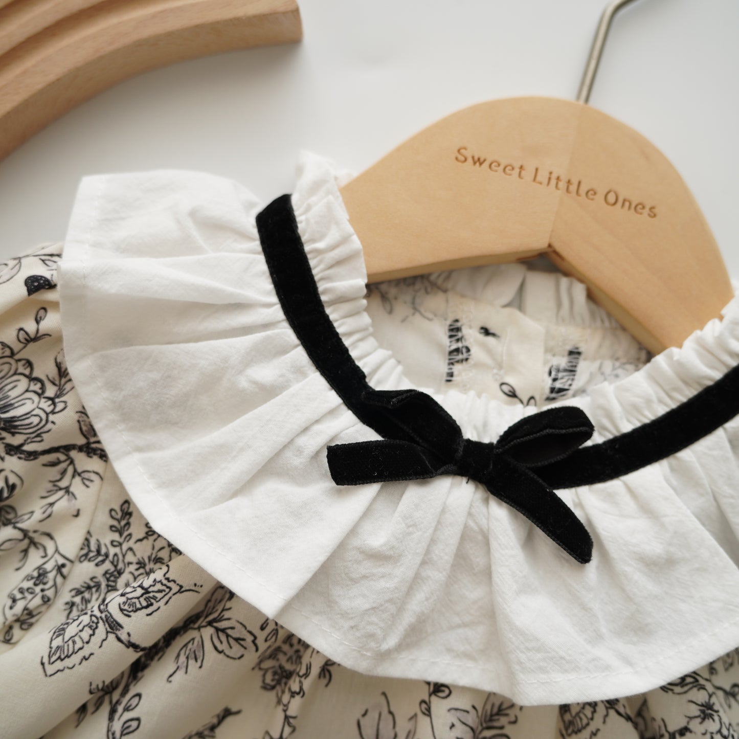 Classic Casual Girl Two Pieces Set