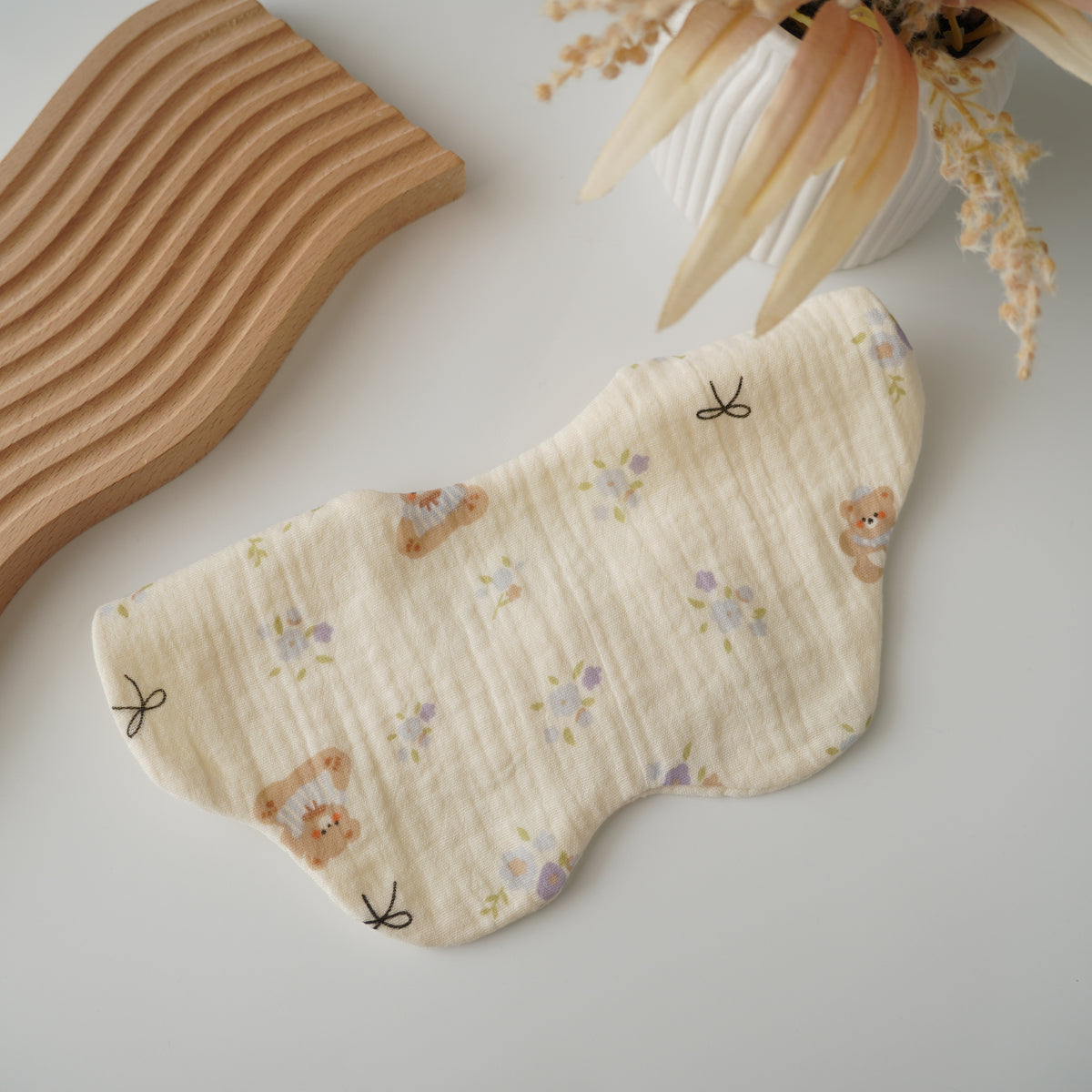 Design Bib (Non-waterproof)