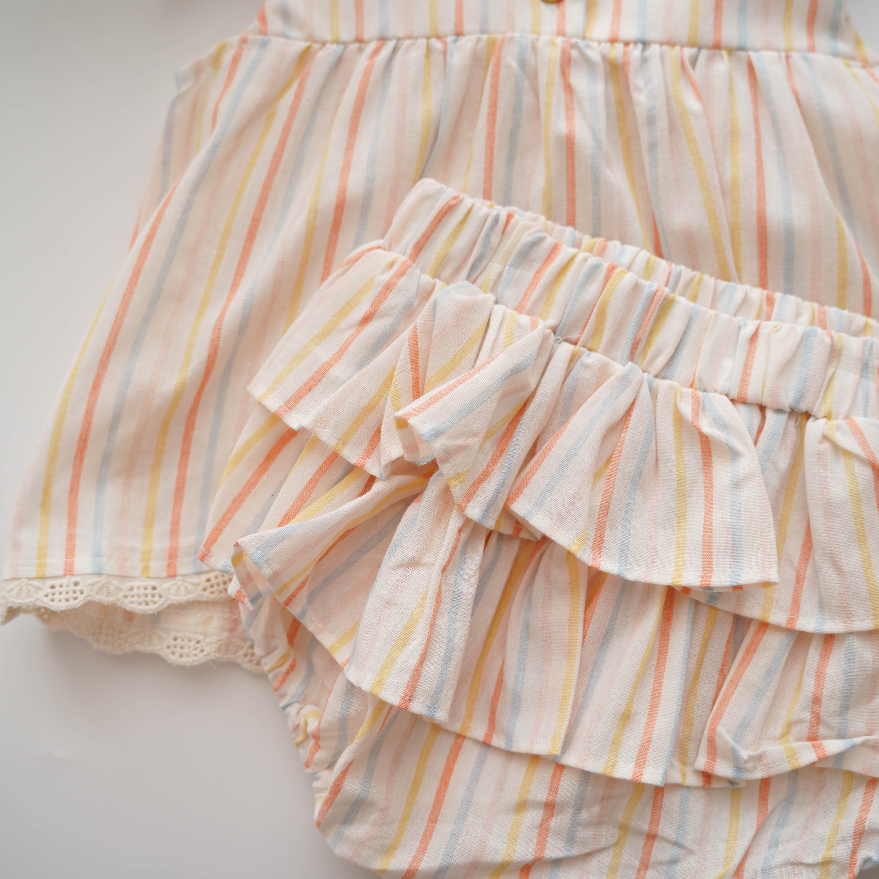 Color Line Ribbon Top & Pants