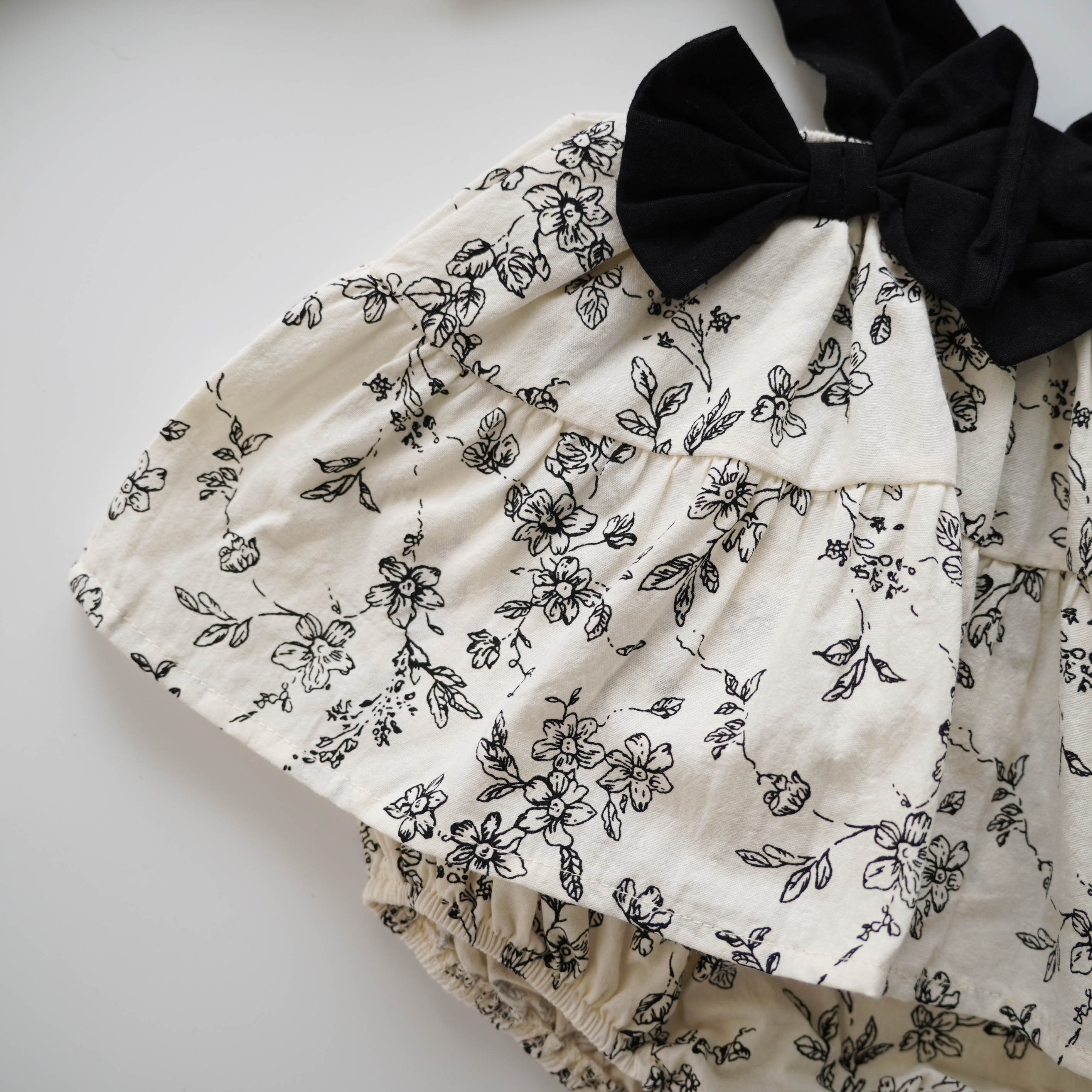 Classic Ribbon Details Romper