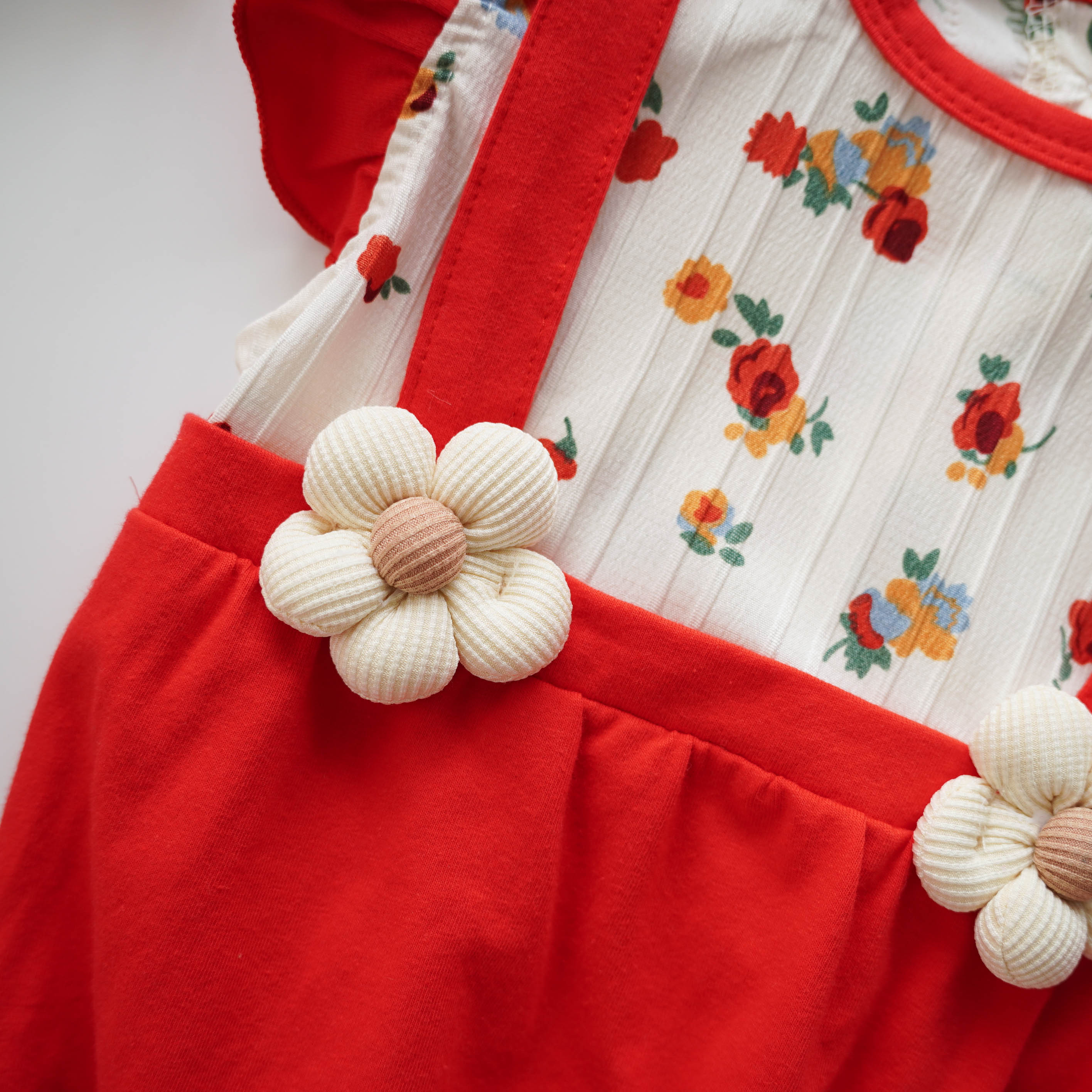 3D Flower Ruffled Romper with Hat