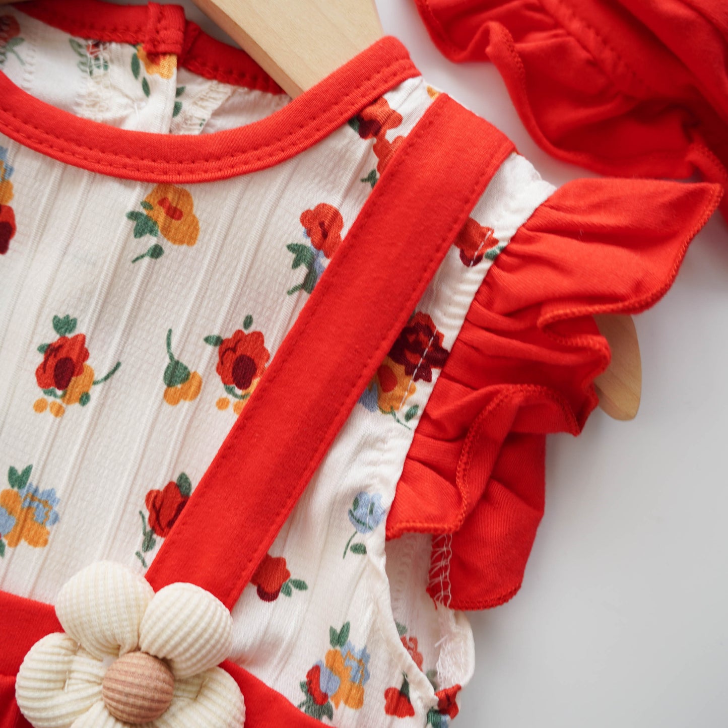 3D Flower Ruffled Romper with Hat
