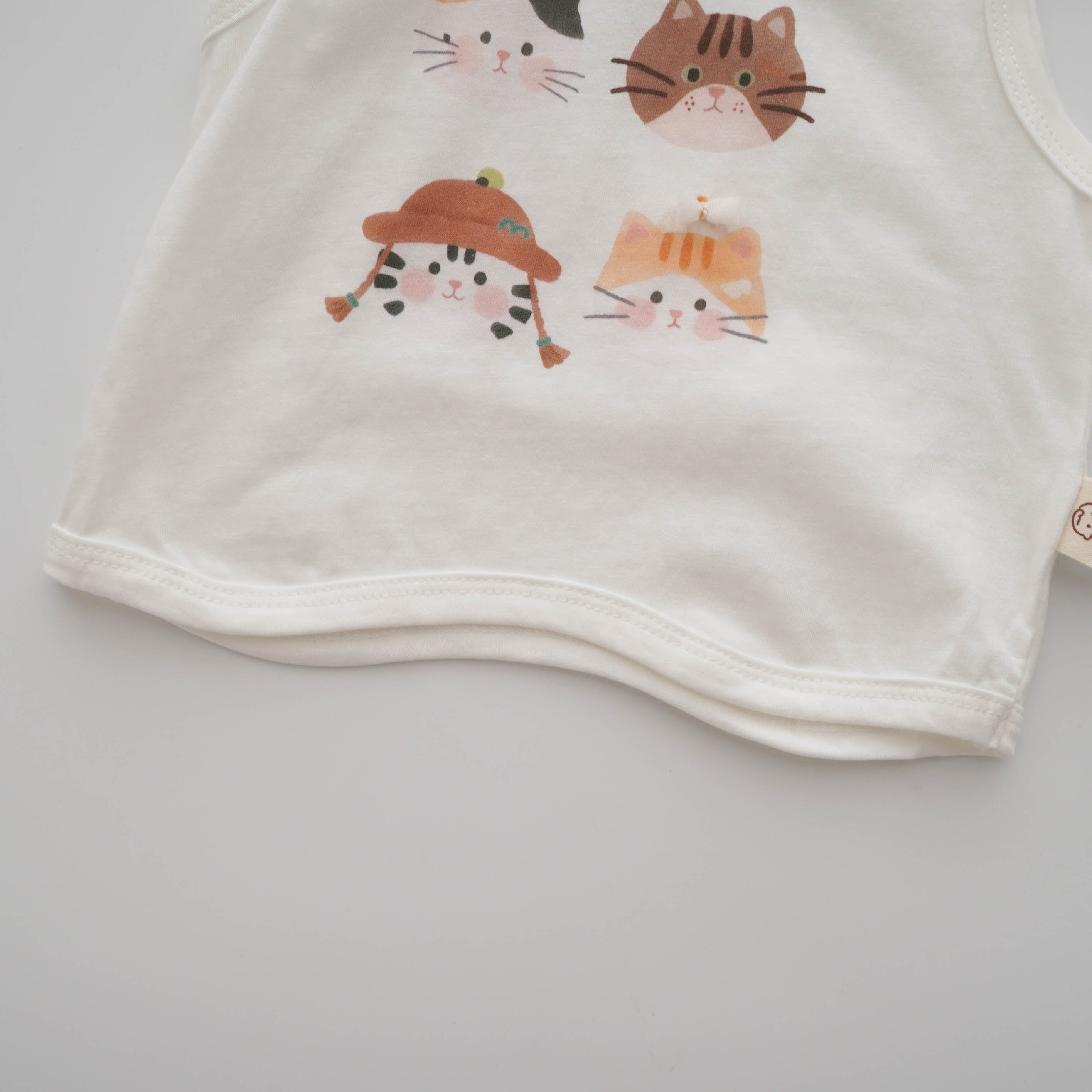 Kitten Printing Top & Checkered Romper Skirt Set