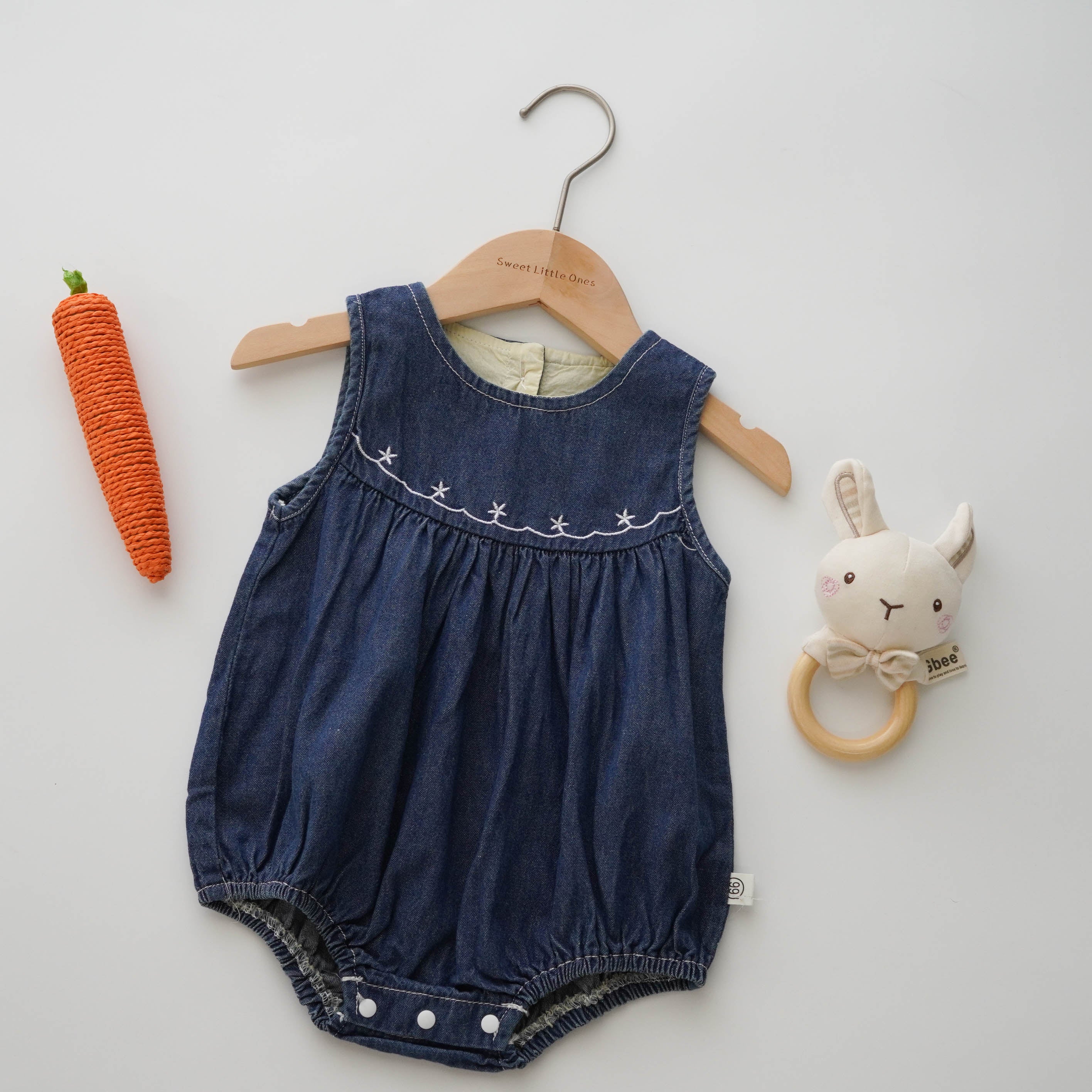 Embroidery Details Denim Romper (Size 90)