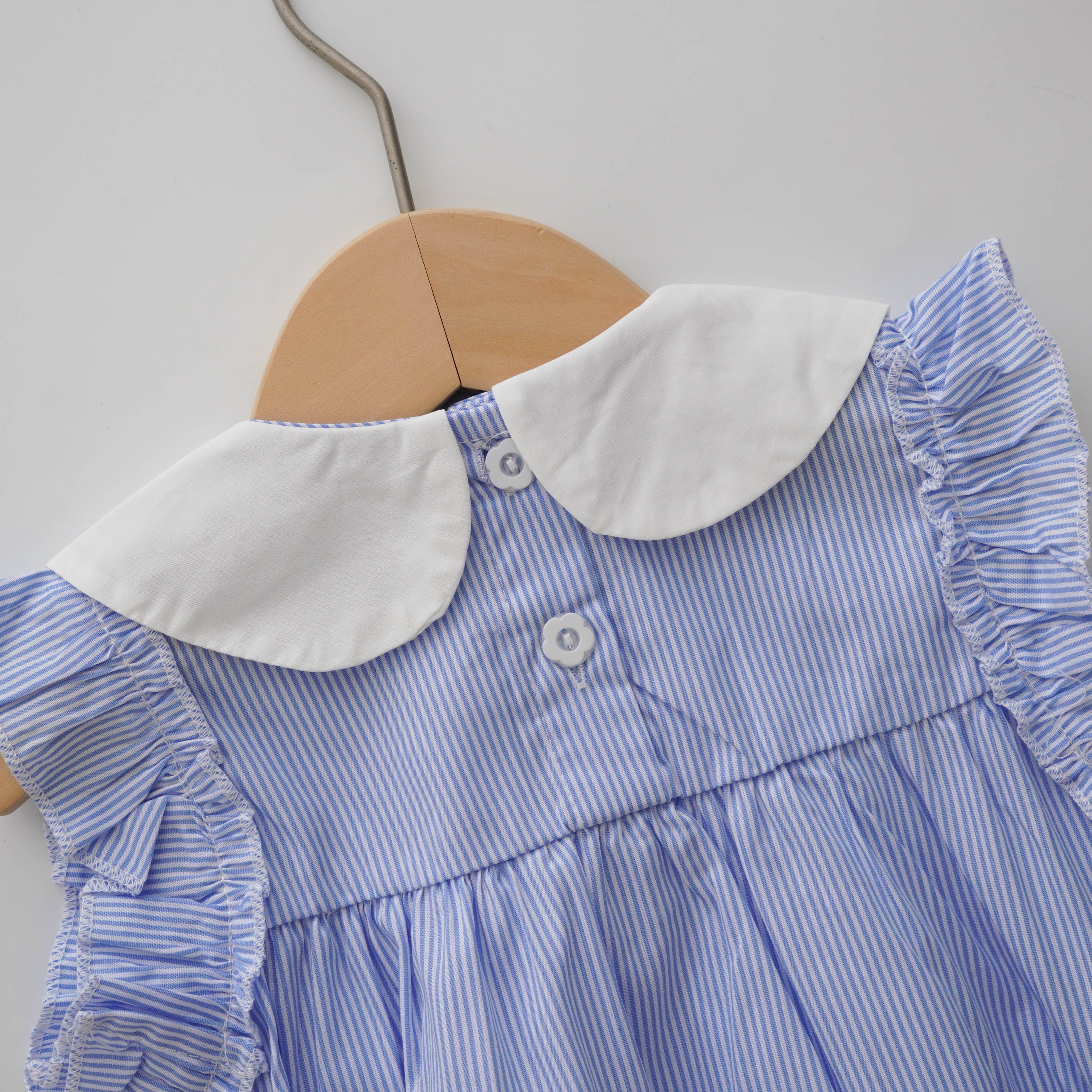 Ruffled Sleeves Flower Romper in Blue