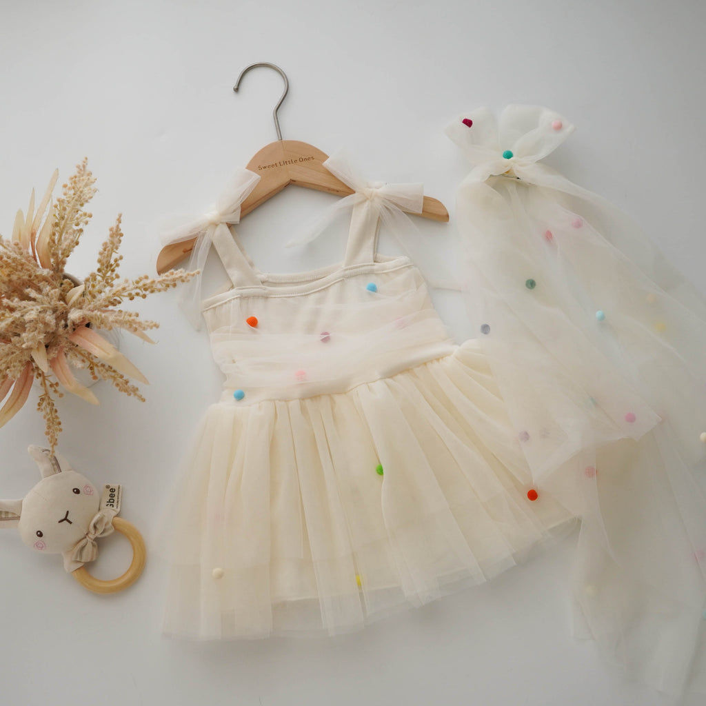 Princess Color Design Dress with Hair Clip (Size 90)