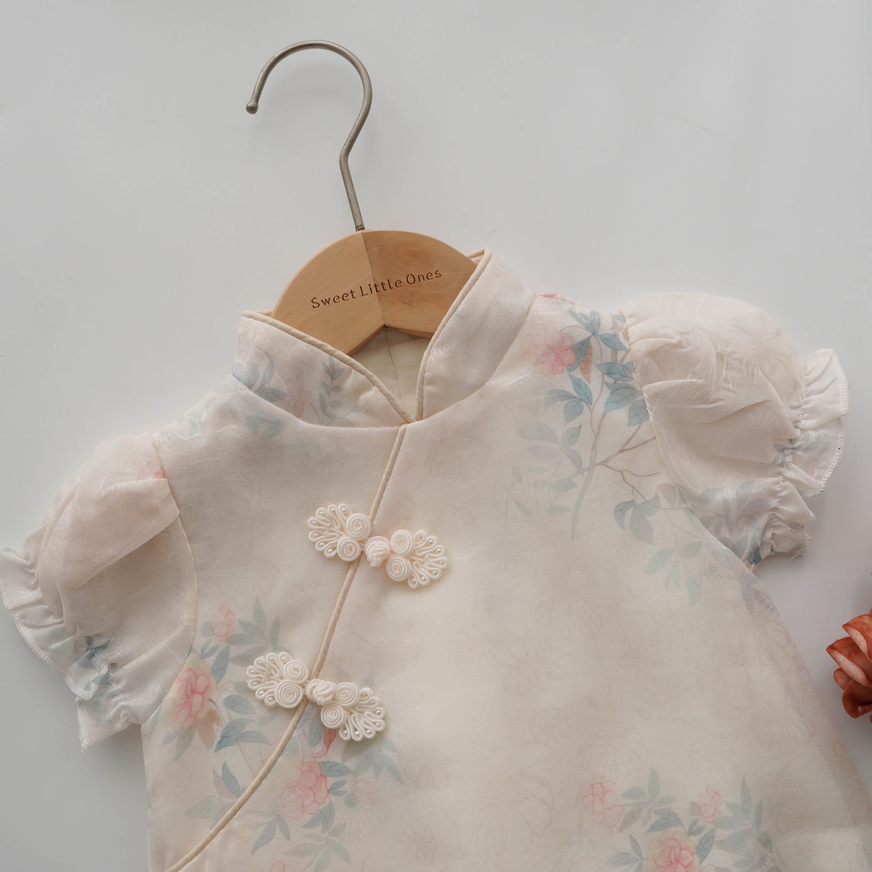 Puff Sleeves Chinese Romper