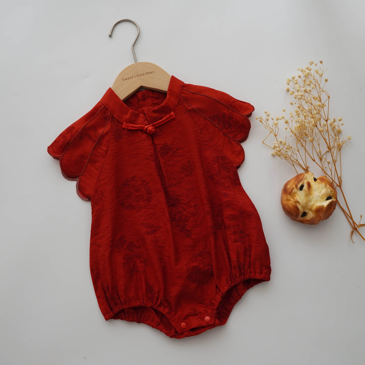 Chinese Classic Red Cheongsam