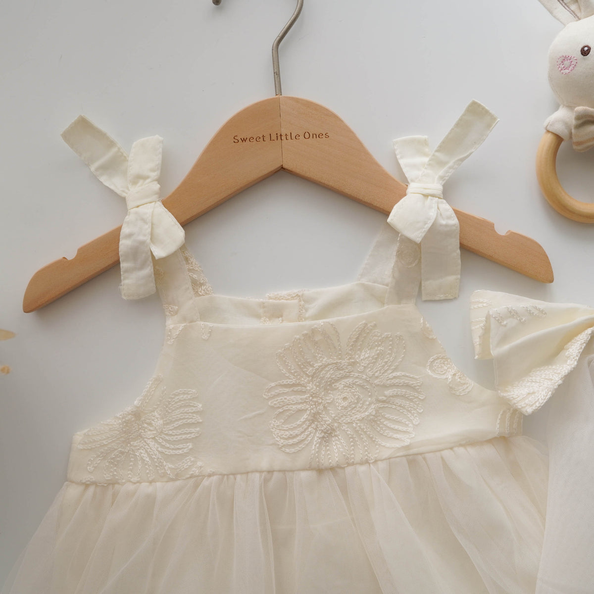 Princess Mesh Dress with Hair Clip