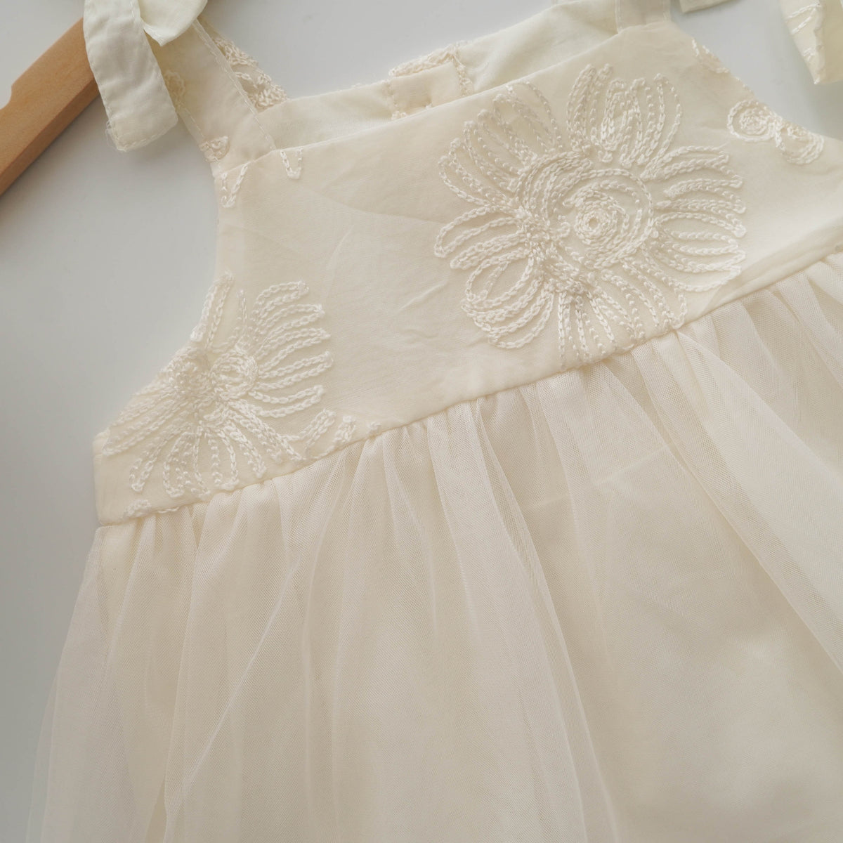 Princess Mesh Dress with Hair Clip
