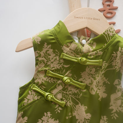 Traditional Vintage Green Cheongsam