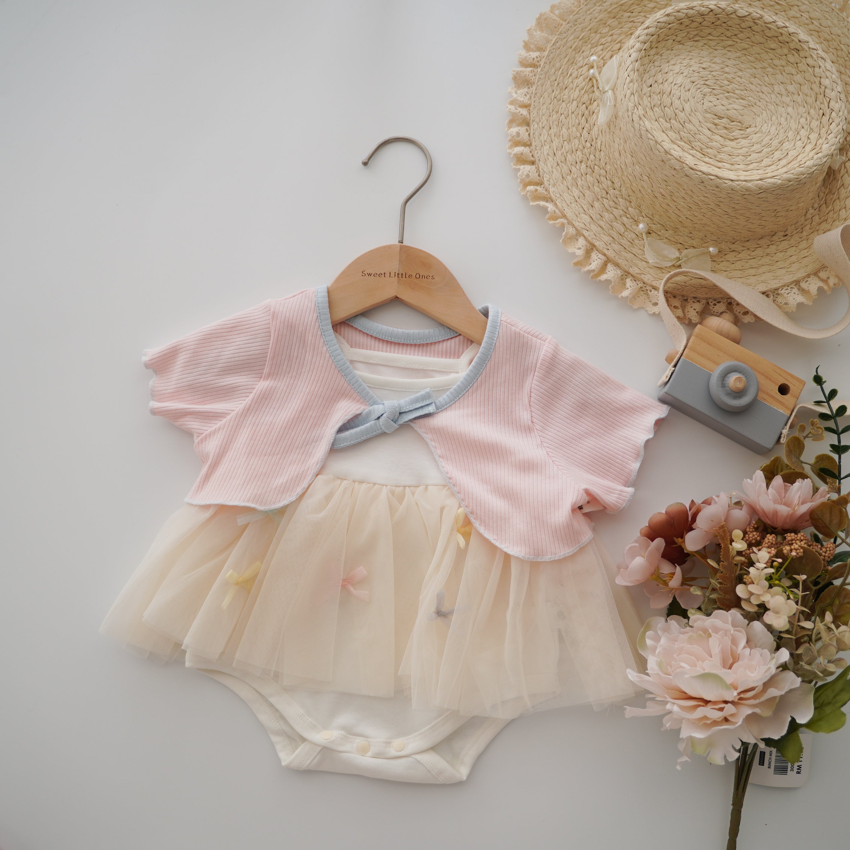 Pastel Ribbon Sister Matching with Outer